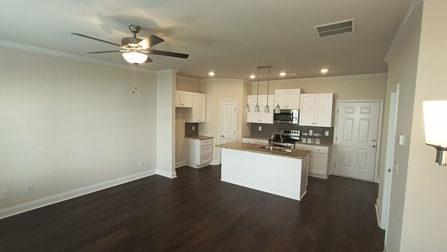 Building Photo - Brand New Townhouse in Lilburn