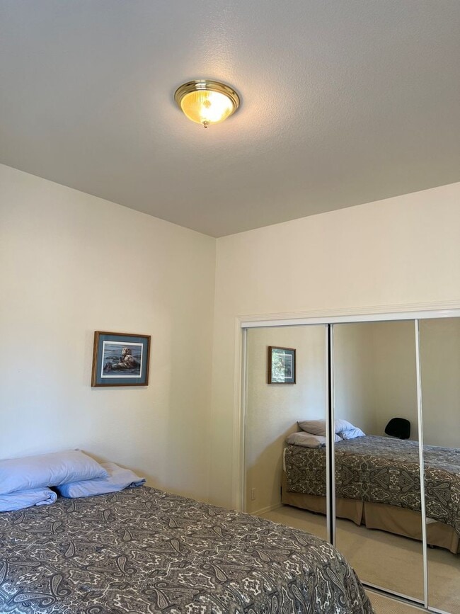 Building Photo - 6213 Kestrel Ln
