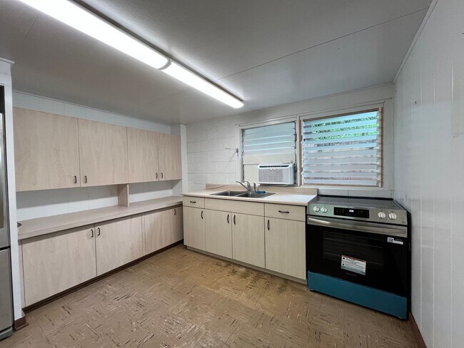 Building Photo - T1247ach