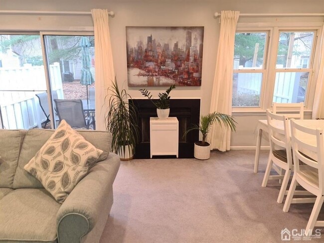 Building Photo - 36 Upperbrook Ct