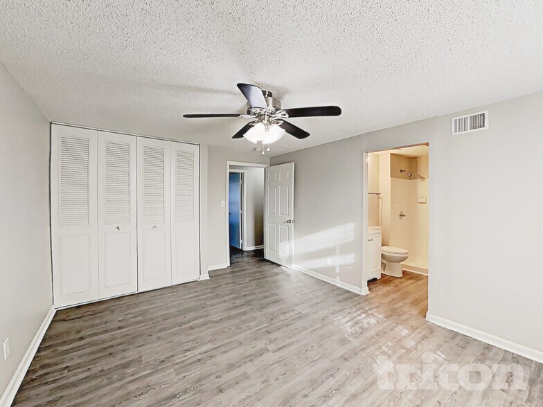 Building Photo - 8323 Kapplewood Ct