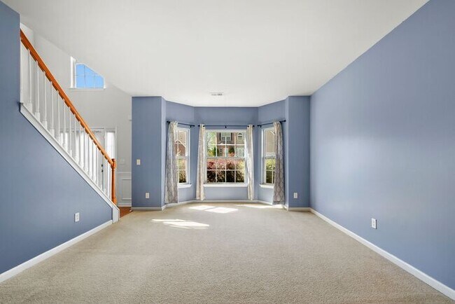 Building Photo - 1255 Wondering Way