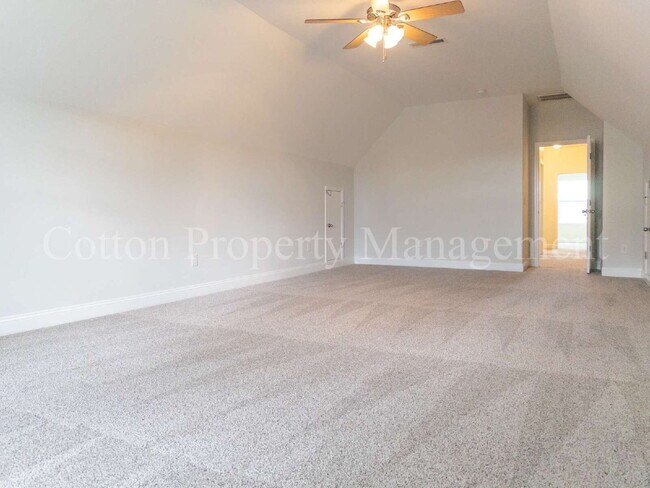 Building Photo - 7445 Darius Dr