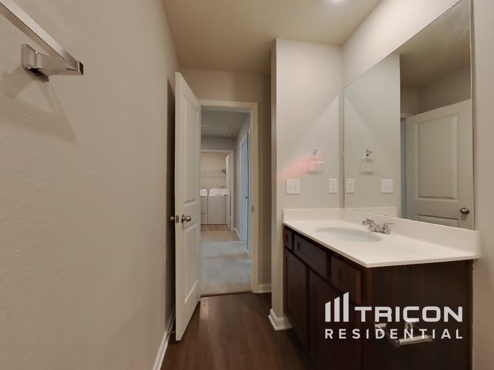 Building Photo - 4822 Moccasin Ct