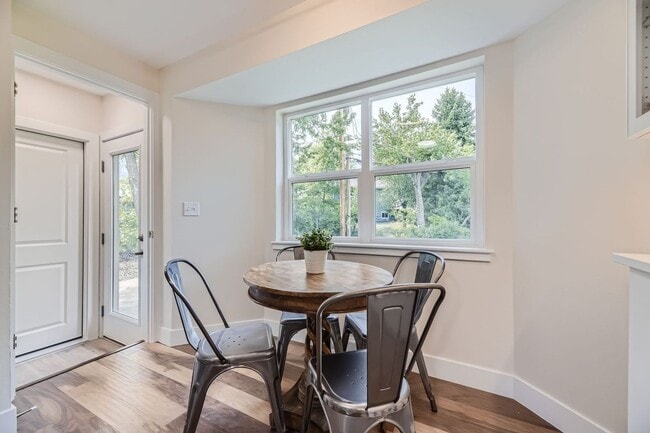 Building Photo - 1505 Findlay Way