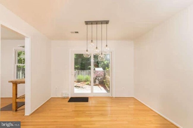Building Photo - 8302 Moline Pl