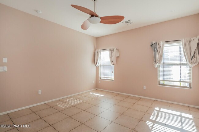 Building Photo - 7570 E Majestic Palm Ln