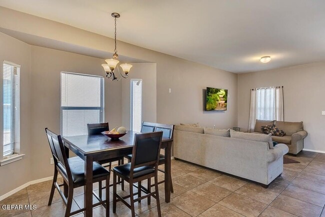 Building Photo - 12921 Hueco Cave Dr