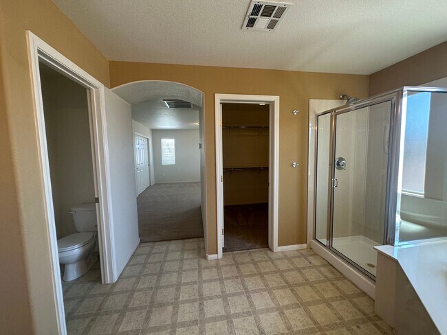 Building Photo - Spacious SW two story in a gated community!