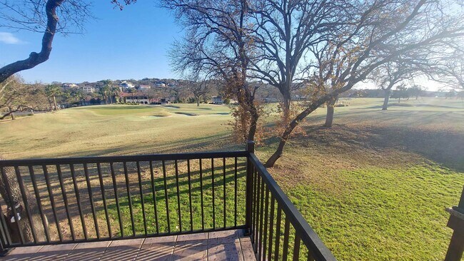 Building Photo - 1214 Hi Stirrup