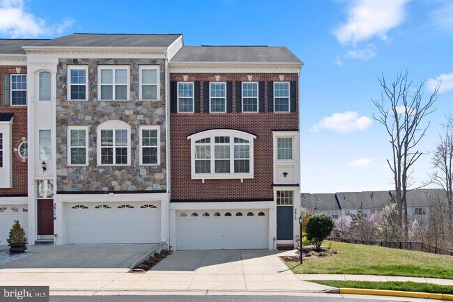 Building Photo - 2613 Glenriver Way