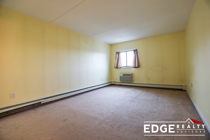 Building Photo - 18 Ellery St