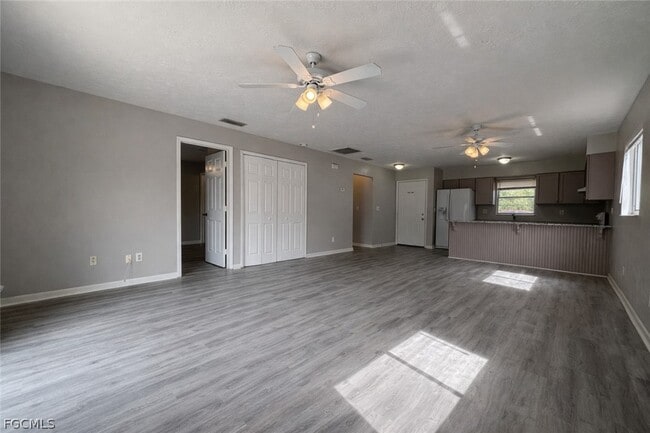 Building Photo - 1718 SW Santa Barbara Pl