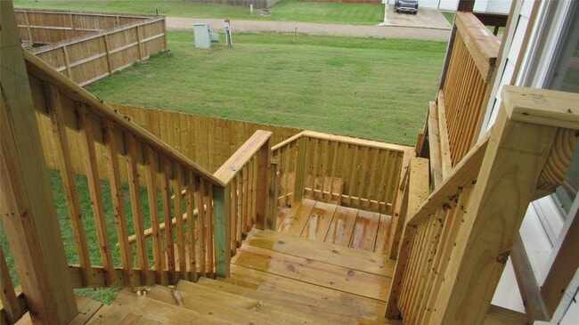 Building Photo - 365 Deep Woods Ln