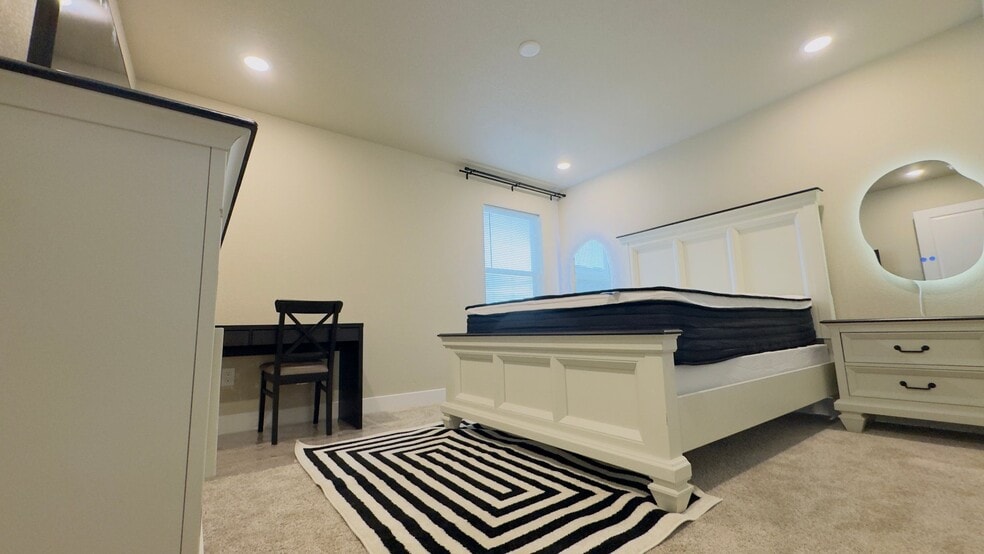 Building Photo - 5409 Sidewinder Dr
