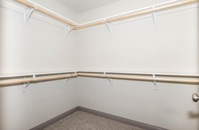 Building Photo - 5614 Bower Ln