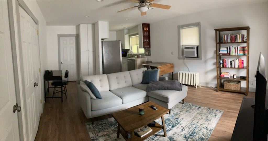 Great Room_C - 715 Stokes Ave