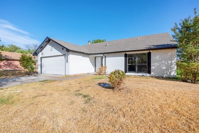 Building Photo - 2215 Overbrook Dr