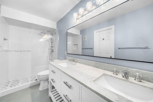 Building Photo - 8228 SW 81st Pl