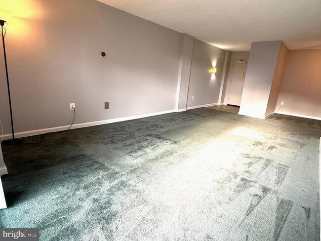 Building Photo - 5300 Holmes Run Pkwy