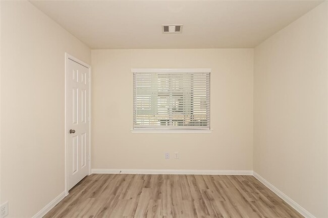 Building Photo - 5415 Plantation Forest Dr