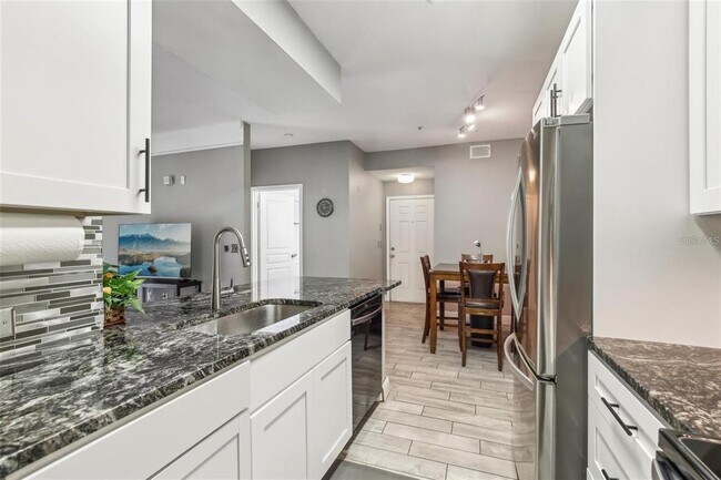 Building Photo - 17104 Carrington Park Dr