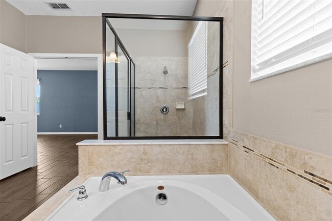 Building Photo - 1099 Multiflora Lp