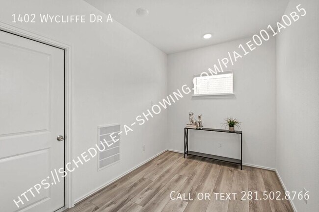 Building Photo - 1402 Wycliffe Dr