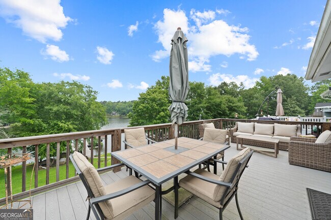 Building Photo - 349 Arrowhead Trail