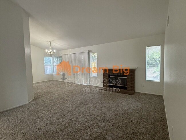 Building Photo - 1585 Stoneykirk Dr