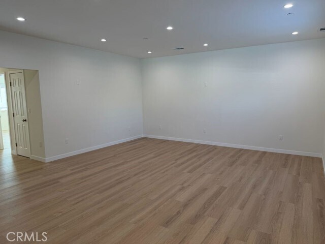 Building Photo - 10867 Nettleton St