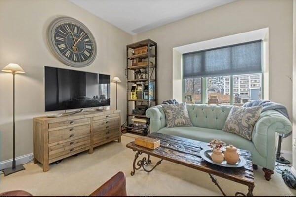 Building Photo - 20 2nd St