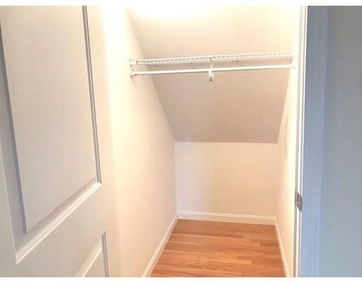 Building Photo - 7-15-17 Callender St