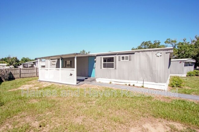 Building Photo - 26 Forest Dr