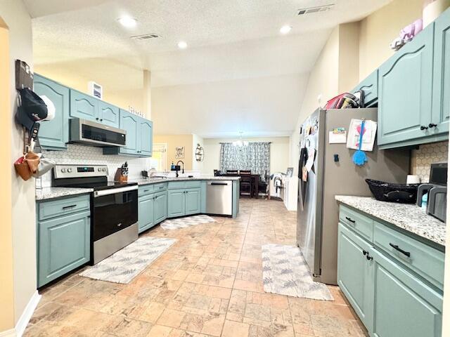 Building Photo - 422 Shoal Lake Dr