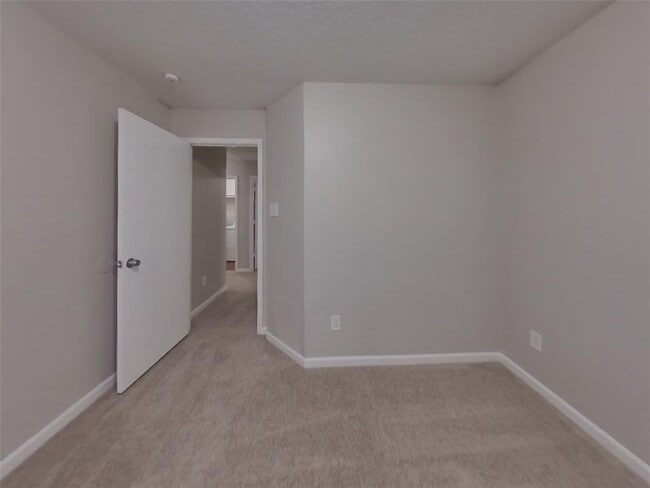 Building Photo - 15322 Acorn Green Ct