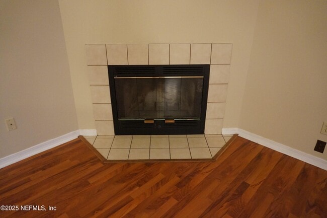 Building Photo - 7809 Allspice Cir E