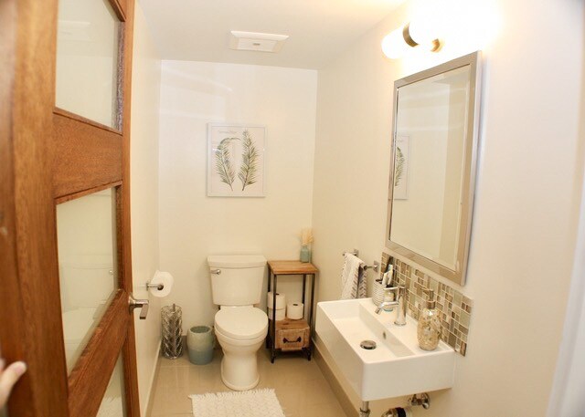 Building Photo - 4820 Abbeyville Ave