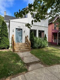 Building Photo - 248 Pearl St