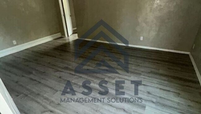 Building Photo - RENT TO OWN – EDMOND, OK