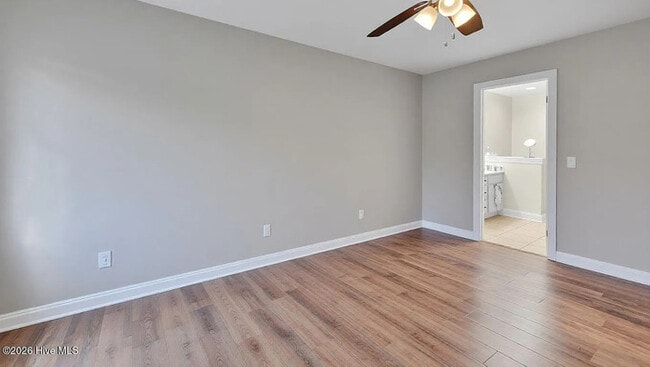 Building Photo - Lease to Own