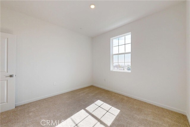 Building Photo - 8421 Gabrielino Ct