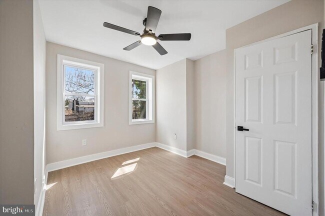 Building Photo - 40 Reger St