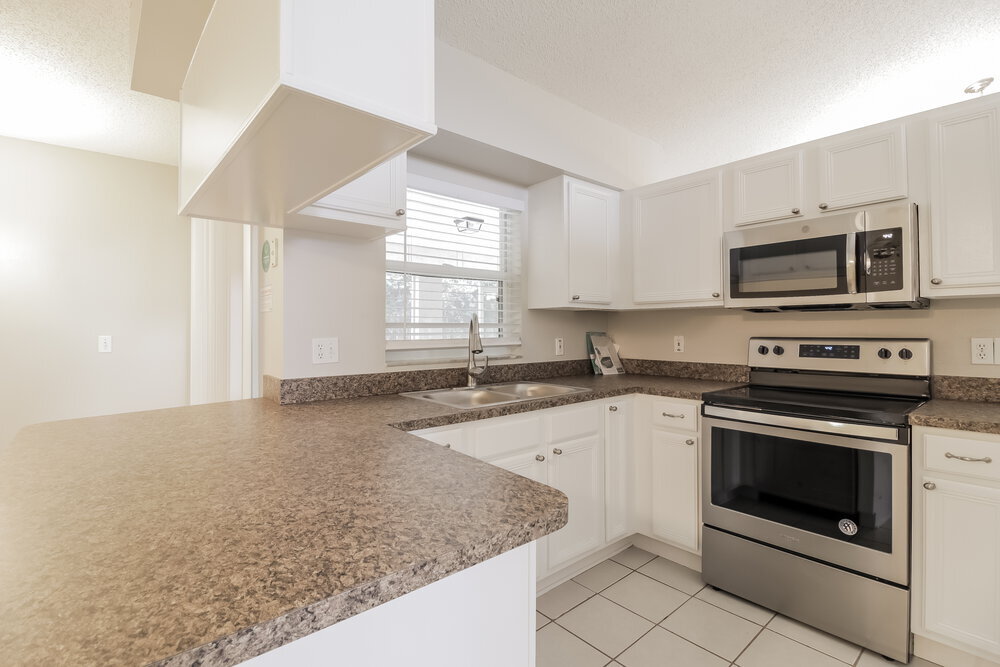 Building Photo - 502 Oak Branch Ct