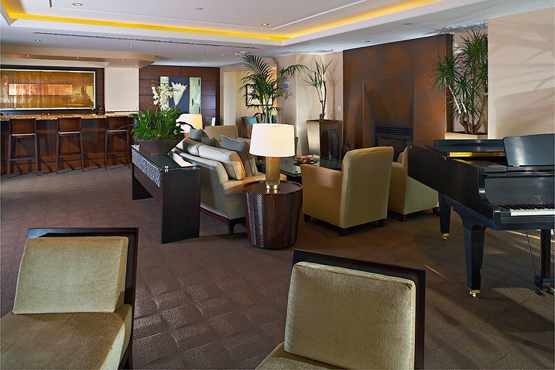 Building Photo - 5047 Scholarship