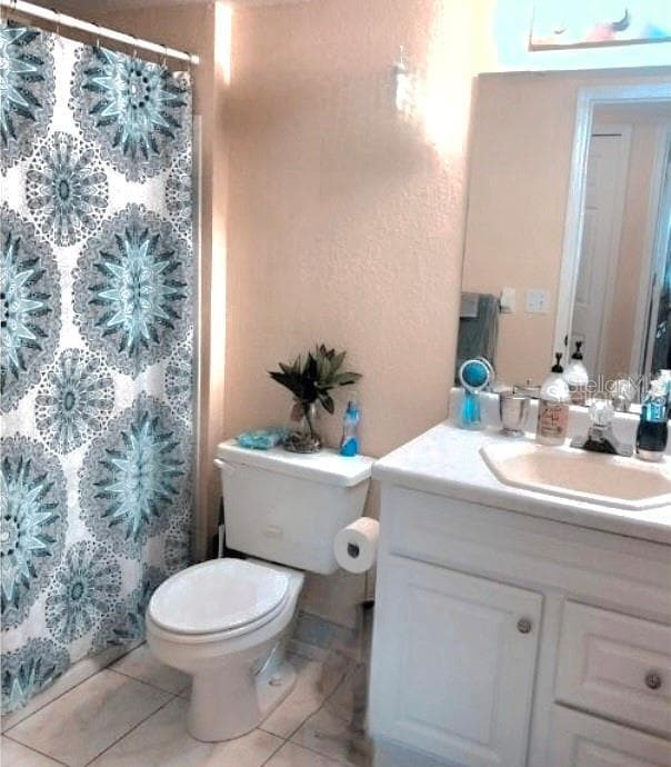 Building Photo - 13838 Fairway Island Dr