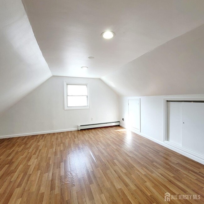 Building Photo - 216 Bloomfield Ave