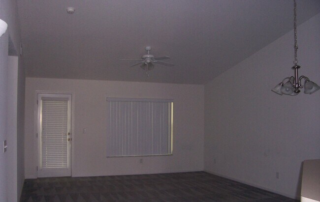 Building Photo - 65A Pony Express Dr