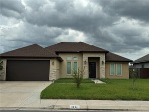 Building Photo - 5634 Buckeye Ct