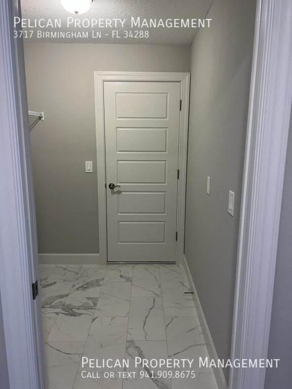 Building Photo - 3717 Birmingham Ln